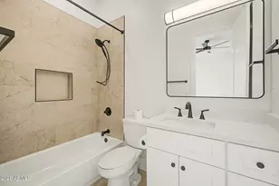 3808 E Piccadilly Rd, Phoenix, AZ 85018 - Photo 32