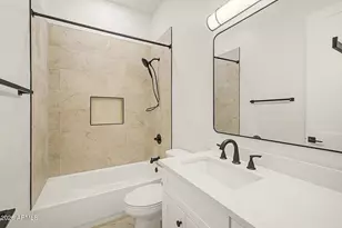 3808 E Piccadilly Rd, Phoenix, AZ 85018 - Photo 34
