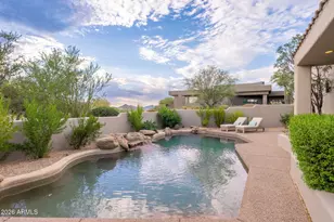 10874 E Dale Ln, Scottsdale, AZ 85262 - Photo 32