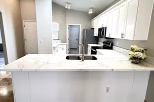 62 S Valencia Pl, Chandler, AZ 85226 - Photo 10