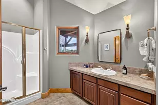 745 S Dust Devil Dr, Parks, AZ 86018 - Photo 30