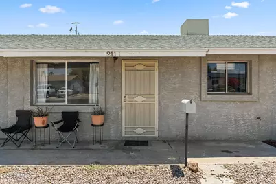 211 W Brinker Drive, Avondale, AZ 85323 - Photo 4