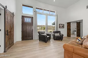 8020 S 12th St, Phoenix, AZ 85042 - Photo 2