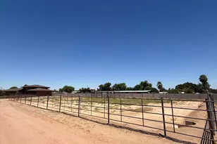 8020 S 12th St, Phoenix, AZ 85042 - Photo 30