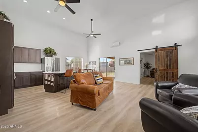 8020 S 12th Street, Phoenix, AZ 85042 - Photo 4