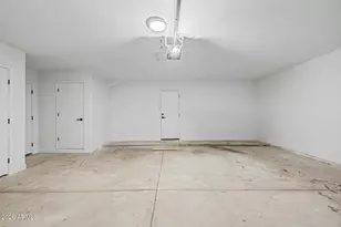 8020 S 12th St, Phoenix, AZ 85042 - Photo 28