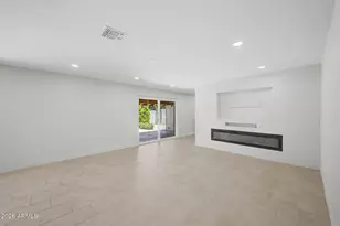 8202 E Sells Dr, Scottsdale, AZ 85251 - Photo 8