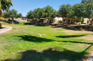 2644 N 73rd Glen, Phoenix, AZ 85035 - Photo 22