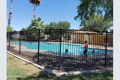 2644 N 73rd Glen, Phoenix, AZ 85035 - Photo 20