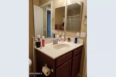 2644 N 73rd Glen, Phoenix, AZ 85035 - Photo 12