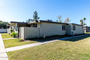 830 S Dobson Rd, Mesa, AZ 85202 - Photo 22