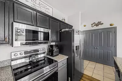 12571 W Monterey Way, Avondale, AZ 85392 - Photo 8