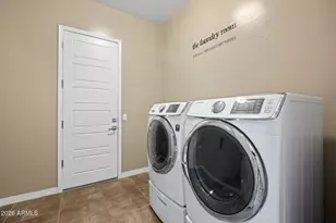 3325 E Coconino Dr, Gilbert, AZ 85298 - Photo 20