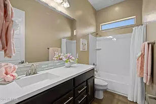 3325 E Coconino Dr, Gilbert, AZ 85298 - Photo 18