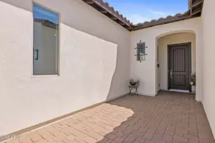 3325 E Coconino Dr, Gilbert, AZ 85298 - Photo 4