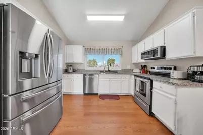 19419 N 8th Avenue, Phoenix, AZ 85027 - Photo 4