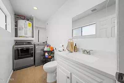 2810 E Glenrosa Avenue #19, Phoenix, AZ 85016 - Photo 6