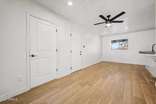 2141 W Laurel Ln, Phoenix, AZ 85029 - Photo 16