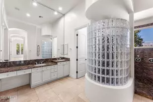 700 N Dobson Rd, Chandler, AZ 85224 - Photo 30
