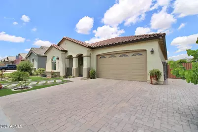 15078 W Roosevelt Street, Goodyear, AZ 85338 - Photo 4