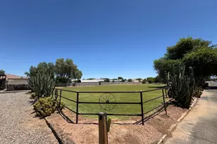 10446 W Encanto Blvd, Avondale, AZ 85392 - Photo 2