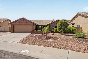 8737 W McRae Way, Peoria, AZ 85382 - Photo 2