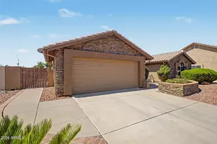 8737 W McRae Way, Peoria, AZ 85382 - Photo 4