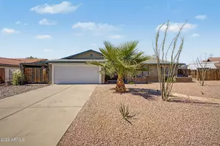 540 E Renee Dr, Phoenix, AZ 85024 - Photo 2