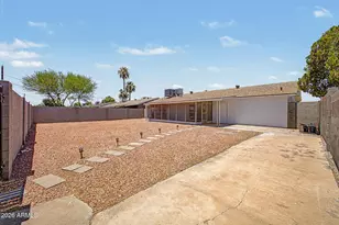 4141 W Las Palmaritas Dr, Phoenix, AZ 85051 - Photo 32