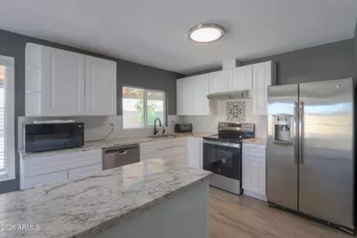 7953 W Sahuaro Drive, Peoria, AZ 85345 - Photo 8