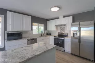 7953 W Sahuaro Dr, Peoria, AZ 85345 - Photo 8