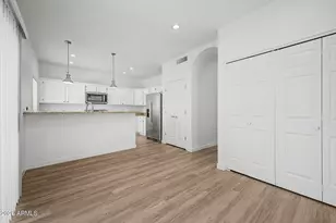 4354 E Dry Creek Rd, Phoenix, AZ 85044 - Photo 14