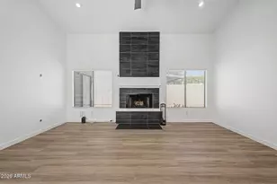 4354 E Dry Creek Rd, Phoenix, AZ 85044 - Photo 2