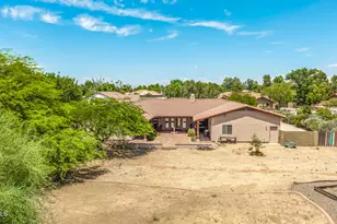 545 E Mesquite Ave, Gilbert, AZ 85296 - Photo 64