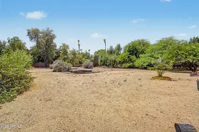 545 E Mesquite Avenue, Gilbert, AZ 85296 - Photo 44