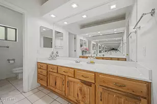 545 E Mesquite Ave, Gilbert, AZ 85296 - Photo 36