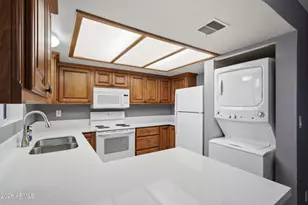 3635 N 37th St, Phoenix, AZ 85018 - Photo 10