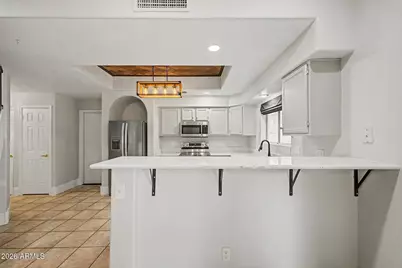 10228 N 12th Place #1, Phoenix, AZ 85020 - Photo 8