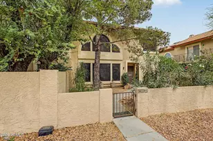 10228 N 12th Pl, Phoenix, AZ 85020 - Photo 2