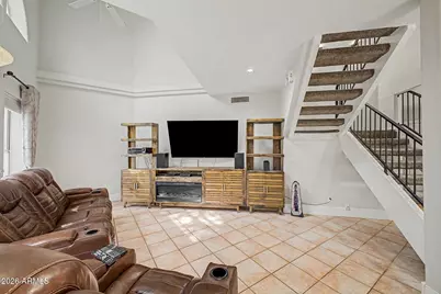 10228 N 12th Place #1, Phoenix, AZ 85020 - Photo 4