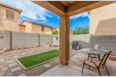 18530 W Legend Drive, Surprise, AZ 85374 - Photo 6