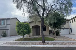 18530 W Legend Dr, Surprise, AZ 85374 - Photo 2