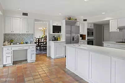 6131 E Naumann Drive, Paradise Valley, AZ 85253 - Photo 14