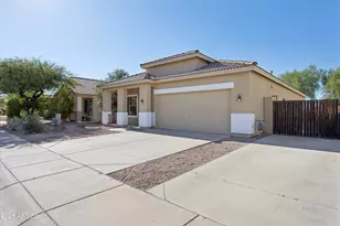 1114 E Pedro Rd, Phoenix, AZ 85042 - Photo 2