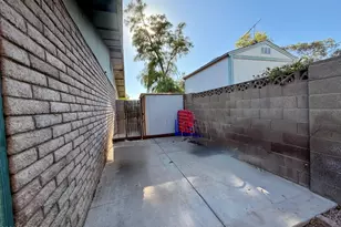 16401 N 37th Pl, Phoenix, AZ 85032 - Photo 12