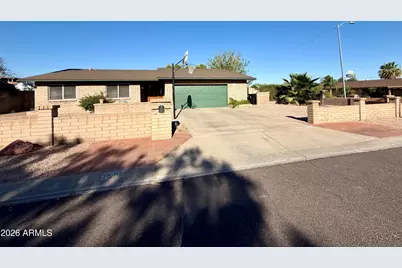 16401 N 37th Place, Phoenix, AZ 85032 - Photo 14