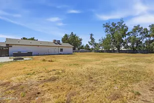 2266 E Willis Rd, Gilbert, AZ 85297 - Photo 76
