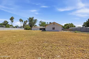 2266 E Willis Rd, Gilbert, AZ 85297 - Photo 80