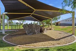 2266 E Willis Rd, Gilbert, AZ 85297 - Photo 88