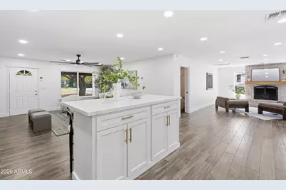 2266 E Willis Road, Gilbert, AZ 85297 - Photo 12